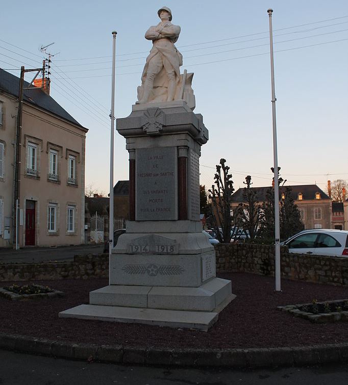 Oorlogsmonument Fresnay-sur-Sarthe