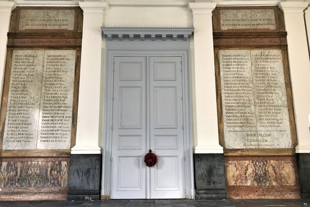 Gedenktekens Eerste Wereldoorlog Stadhuis Aalst