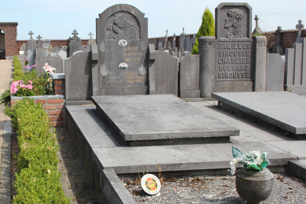Belgian Graves Veterans Chapon-Seraing