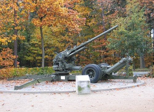 Amerikaans 90mm Kanon Kalmthout