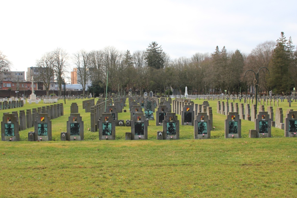 Belgian War Graves Lige Cemetery Robermont