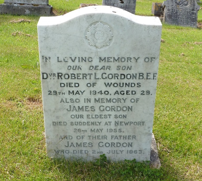 Commonwealth War Grave Dairsie Cemetery