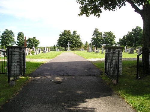 Commonwealth War Grave L'Avenir Cemetery