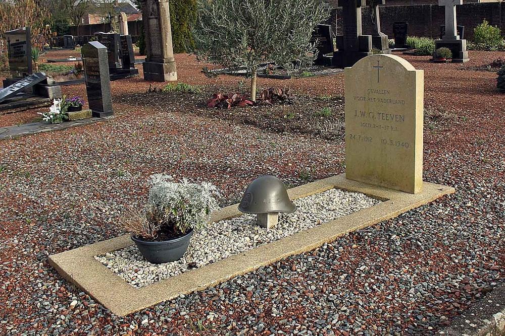 Dutch War Grave Roman Catholic Cemetery Buchten