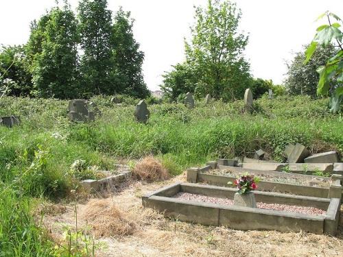 Oorlogsgraven van het Gemenebest Lofthouse Church Burial Ground