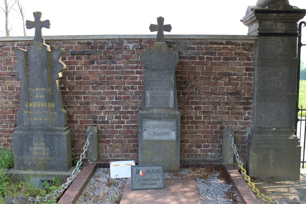 Belgian Graves Veterans Avennes