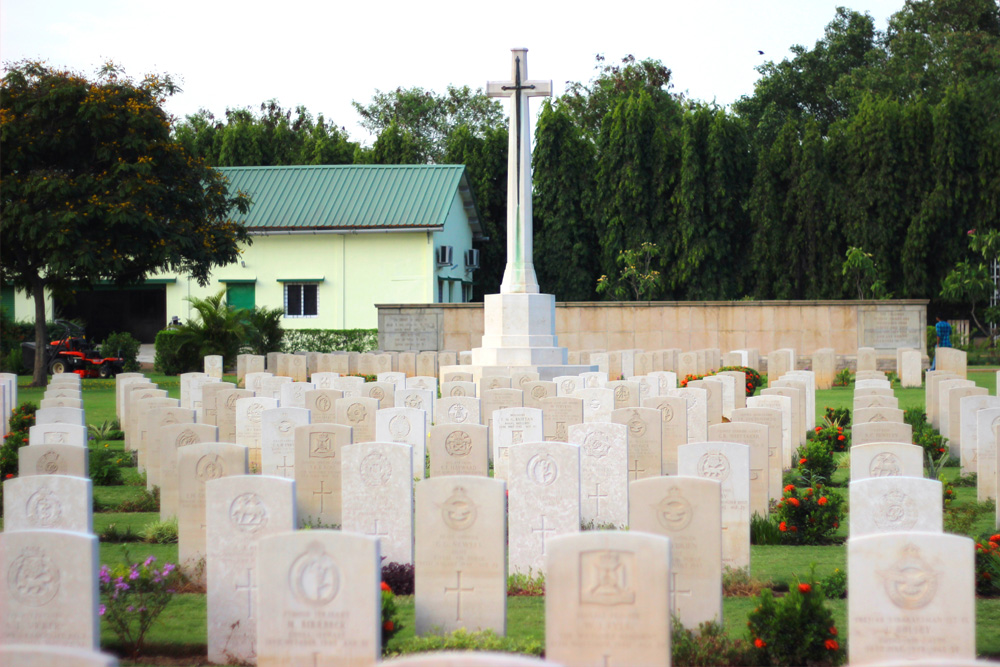 Pools Oorlogsgraf Madras War Cemetery