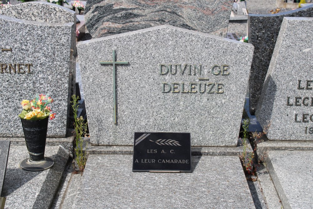 Belgian Graves Veterans Bury