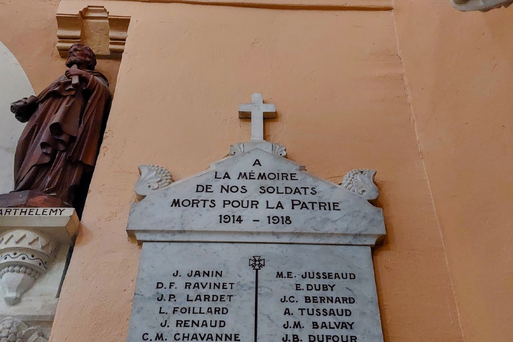 War Memorial LEglise de Saint-Amour-Bellevue #4