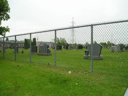 Commonwealth War Grave Saint-Rdempteur Cemetery