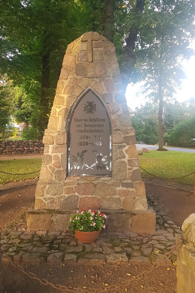 War Memorial Siebeneichen #2