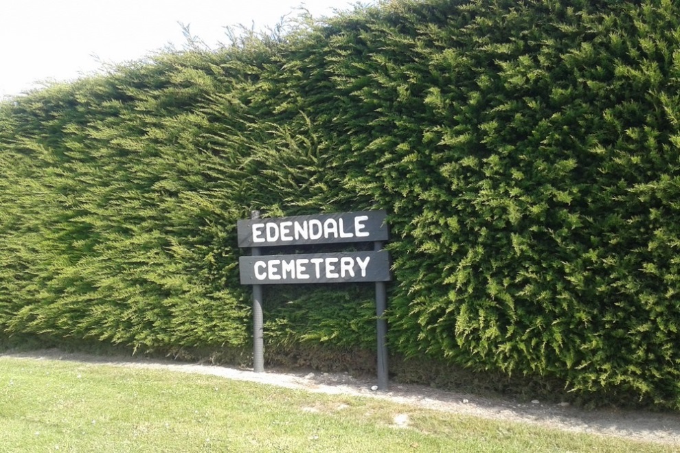Commonwealth War Graves Edendale Cemetery