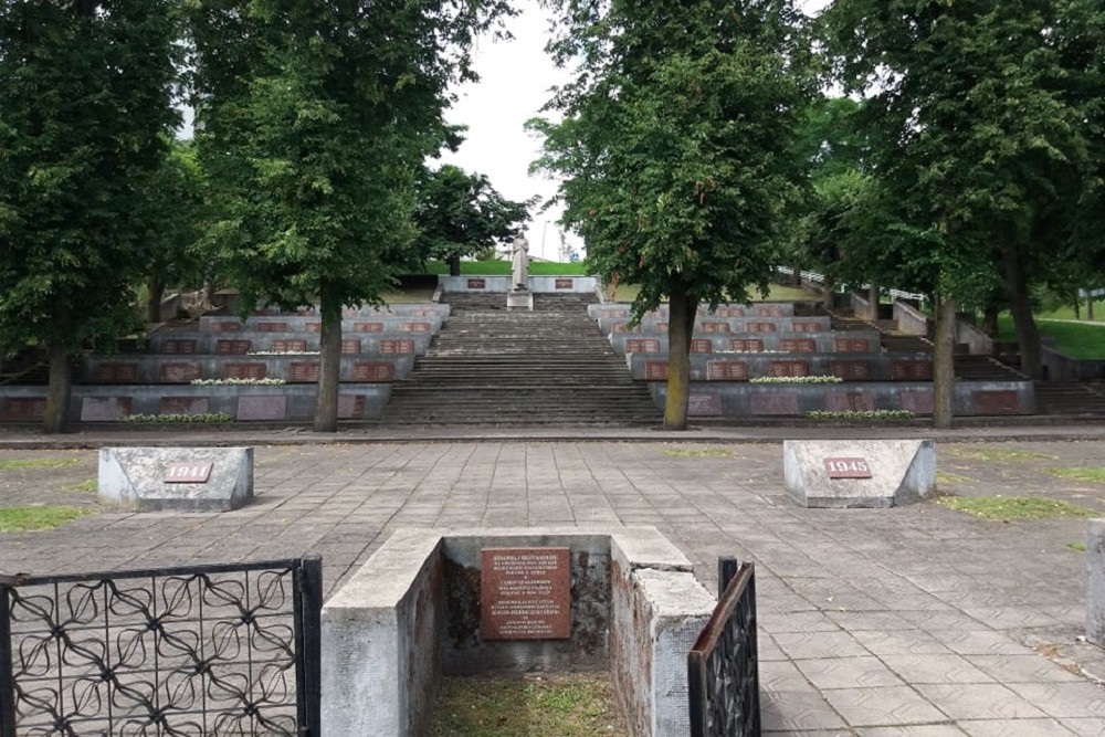 Soviet War Cemetery Jonava