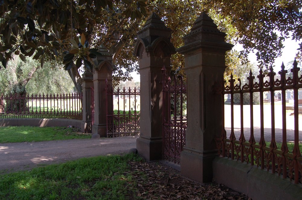 Commonwealth War Graves White Hills Cemetery
