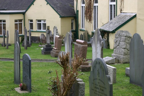Commonwealth War Graves Braunton Methodist Chapelyard