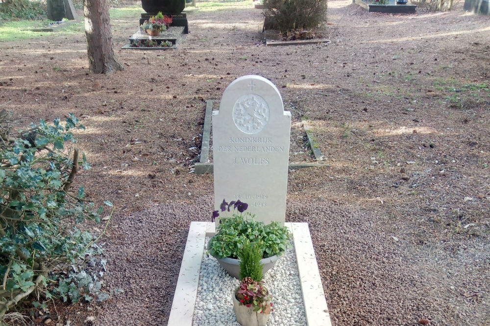 Dutch War Grave Municipal Cemetery Kerkrade
