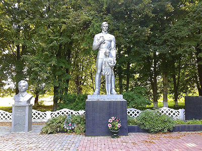 War Memorial Dovhalivka