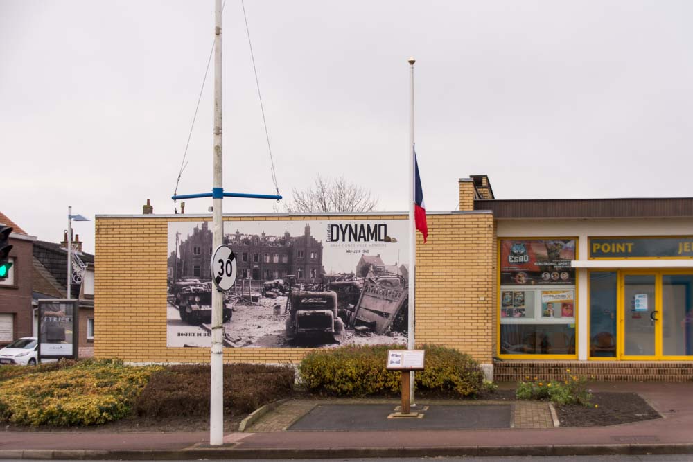 Gedenkteken Gesneuvelde Gendarmes Bray-Dunes