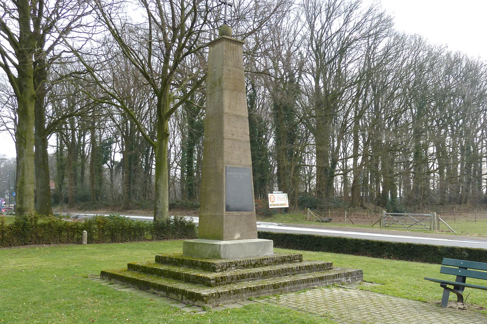 Oorlogsmonument Berg En Dal - Berg En Dal - TracesOfWar.nl