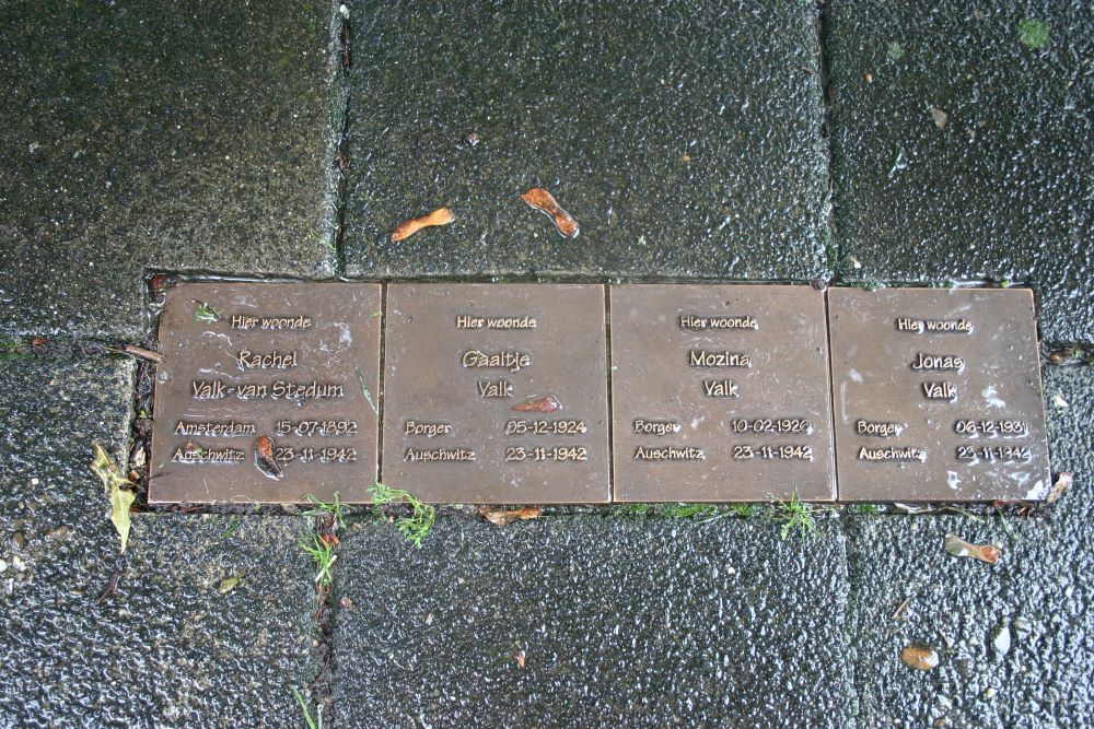 Memorial Stones Landbouwstraat 72