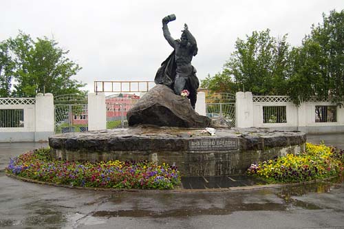 Monument Held van de Sovjet-Unie A.F. Bredov