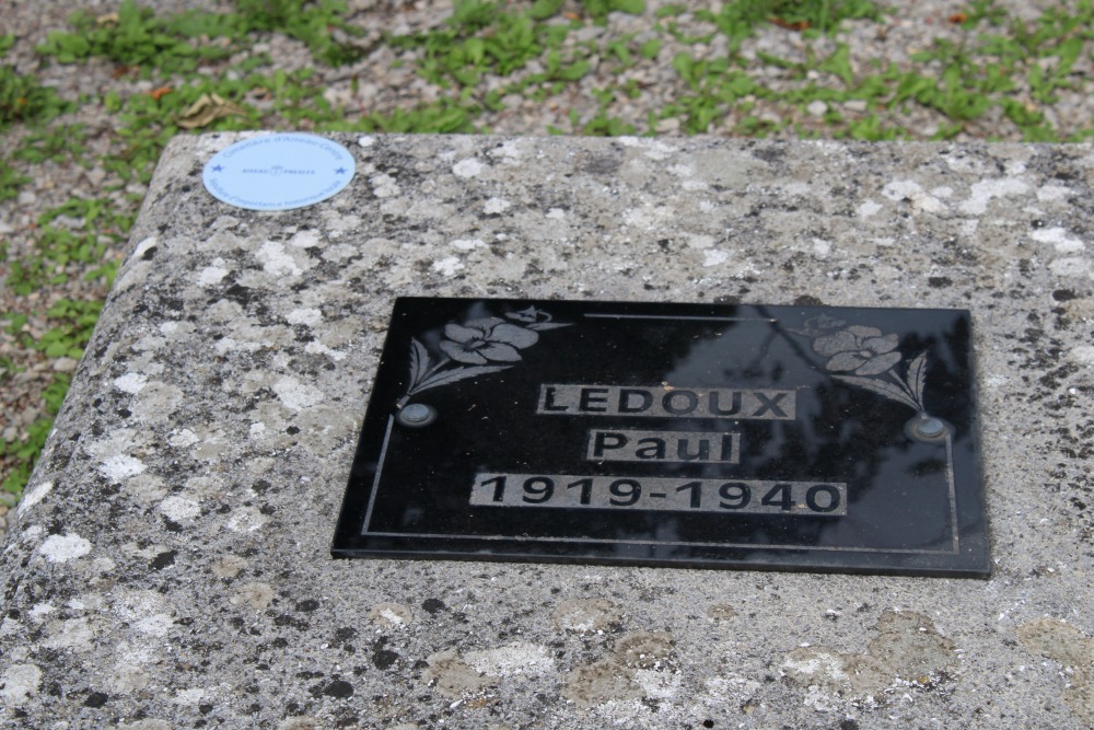 Belgian War Graves Aiseau #3