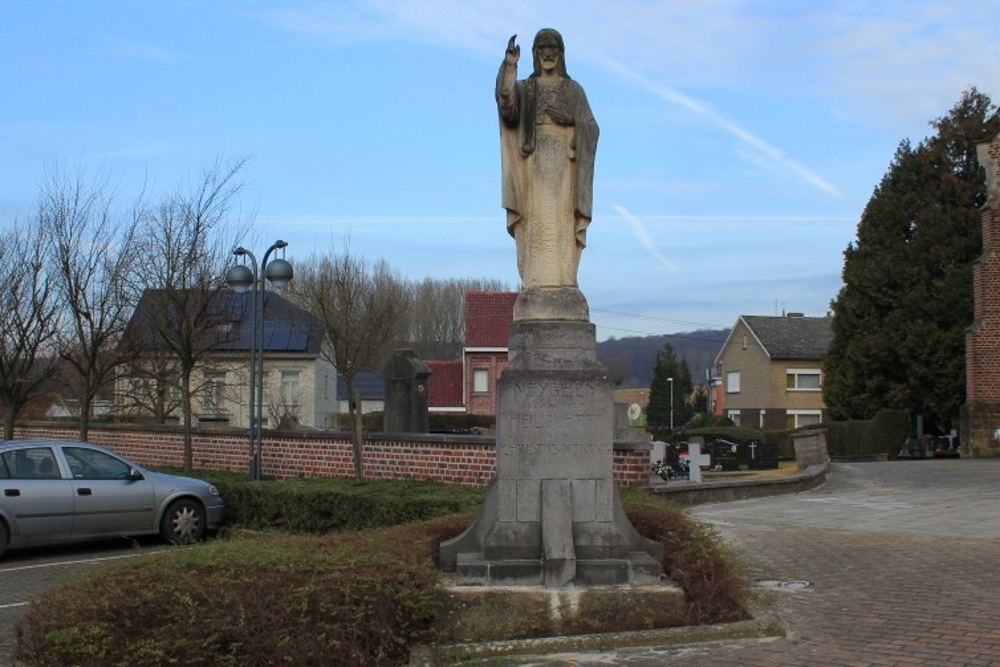War Memorial - Holy Heart Statue Neigem