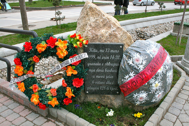 Monument Slachtoffers 13 Maart 1999