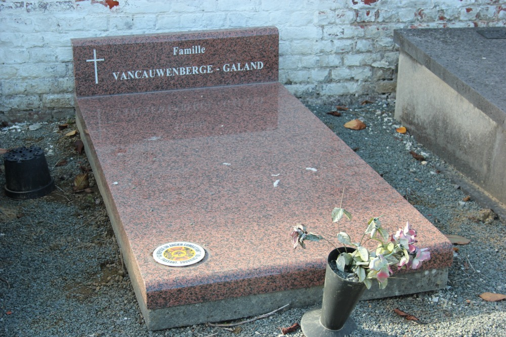 Belgische Graven Oudstrijders Lessines Oude Begraafplaats