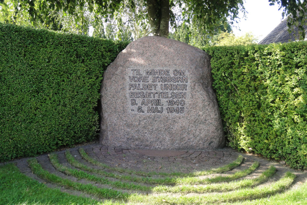 Oorlogsmonument Begraafplaats Viborg