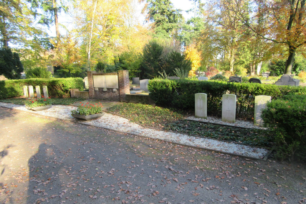 Commonwealth War Graves General Cemetery Diepenveen