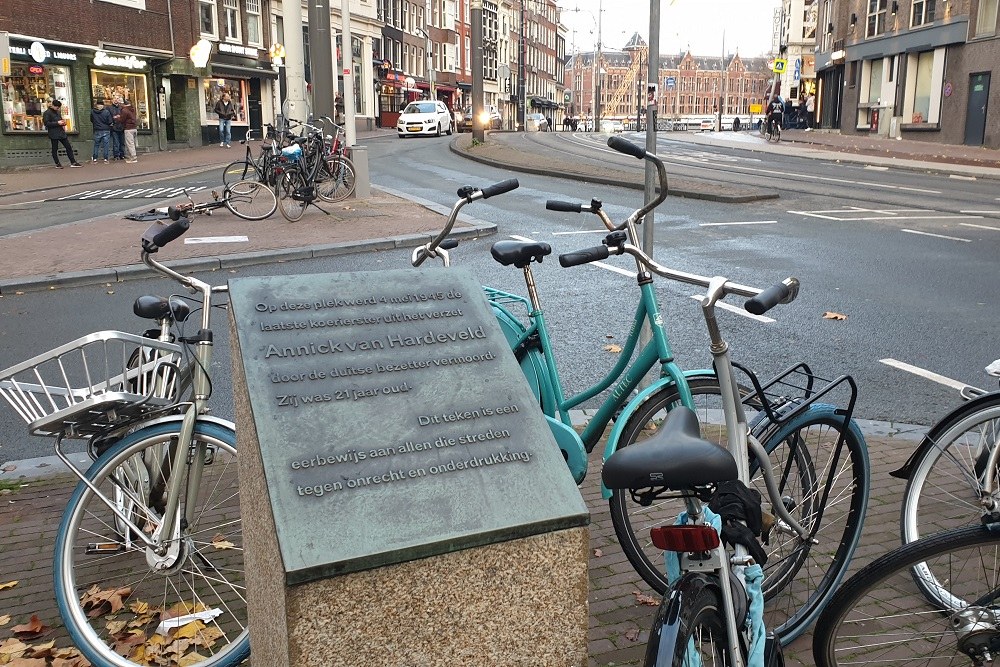 Monument Executie Annick van Hardeveld