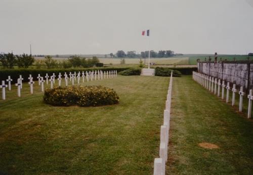 Franse Oorlogsbegraafplaats Ambly-sur-Meuse
