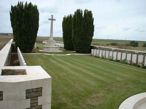 Commonwealth War Cemetery Bois-des-Angles