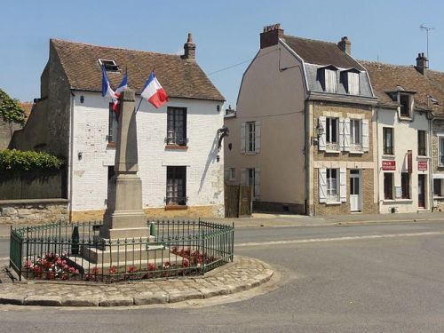 War Memorial Cormeilles-en-Vexin #1