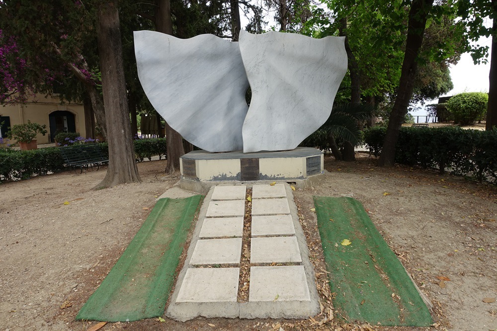 Monument Tweede Wereldoorlog Kerkira