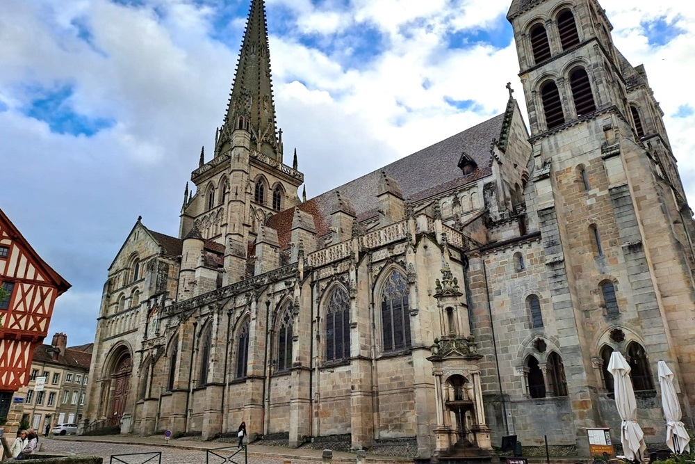 Memorial Cathedral Autun #5