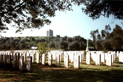 Commonwealth War Cemetery Bone