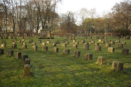 Duitse Oorlogsgraven Stdtischen Friedhof Frth