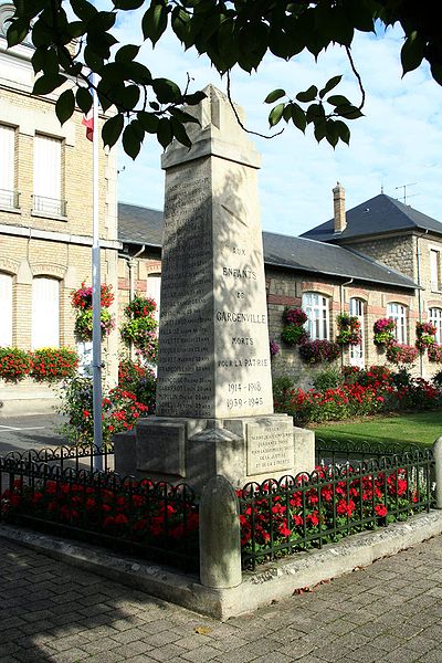 Oorlogsmonument Gargenville #2