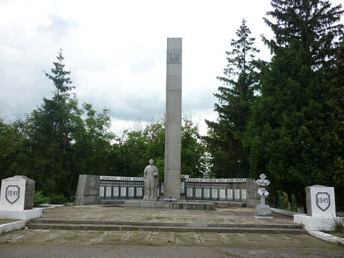 Sovjet Oorlogsbegraafplaats Kosenivka
