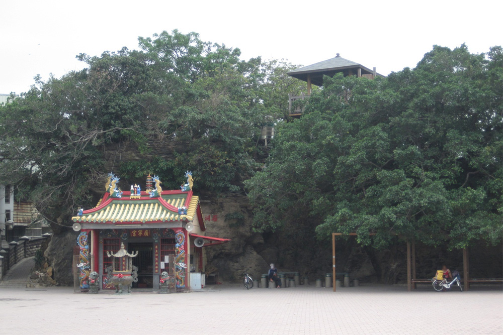 ShiPai Temple