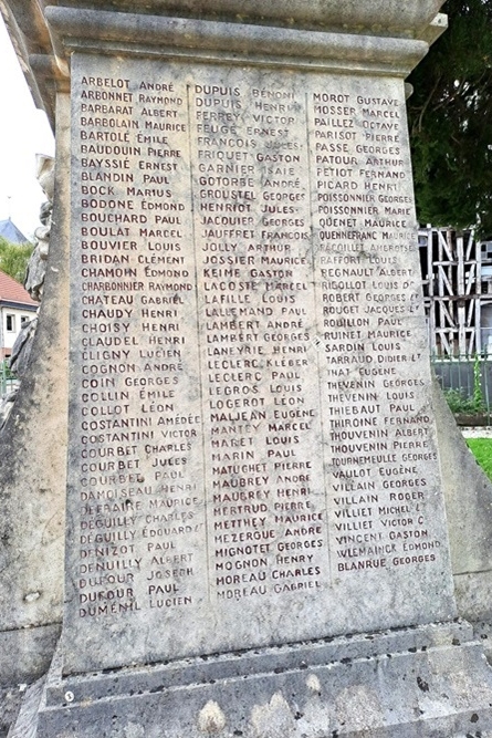 Oorlogsmonument Bar-sur-Seine #3