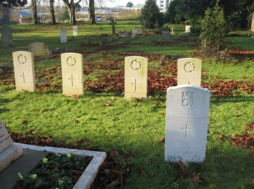 Commonwealth War Graves South View Cemetery