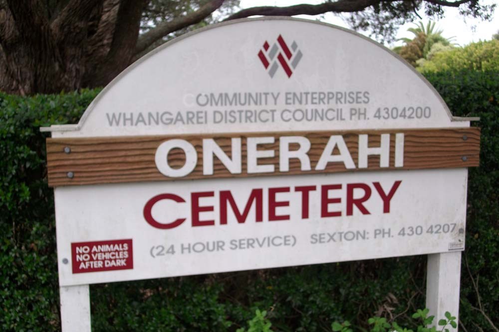 Commonwealth War Graves Onerahi Public Cemetery