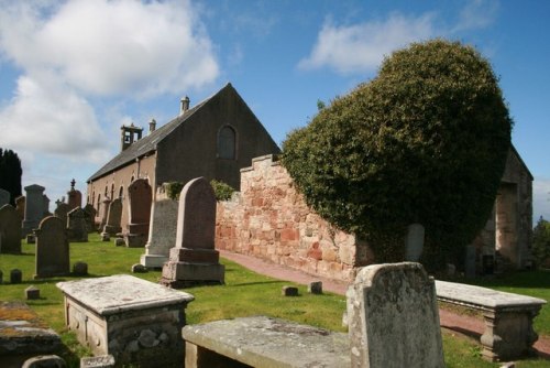Commonwealth War Graves Auldearn Parish Churchyard