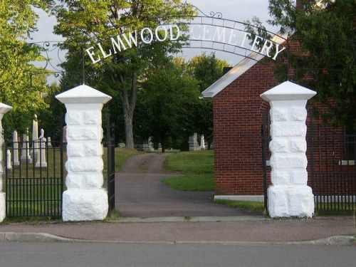 Commonwealth War Graves Elmwood Cemetery