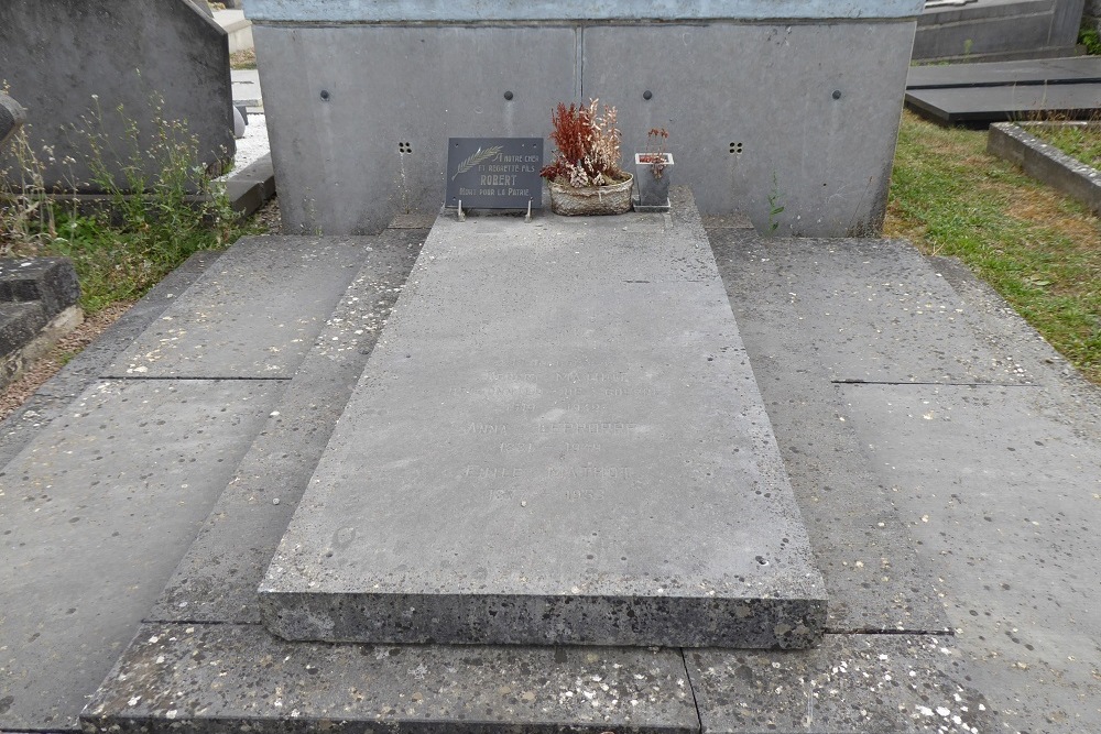 Belgische Oorlogsgraven Celles