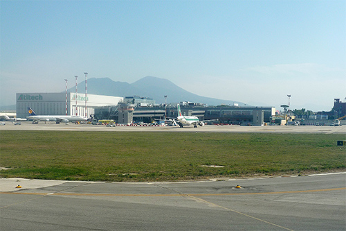 Internationale Luchthaven Napels