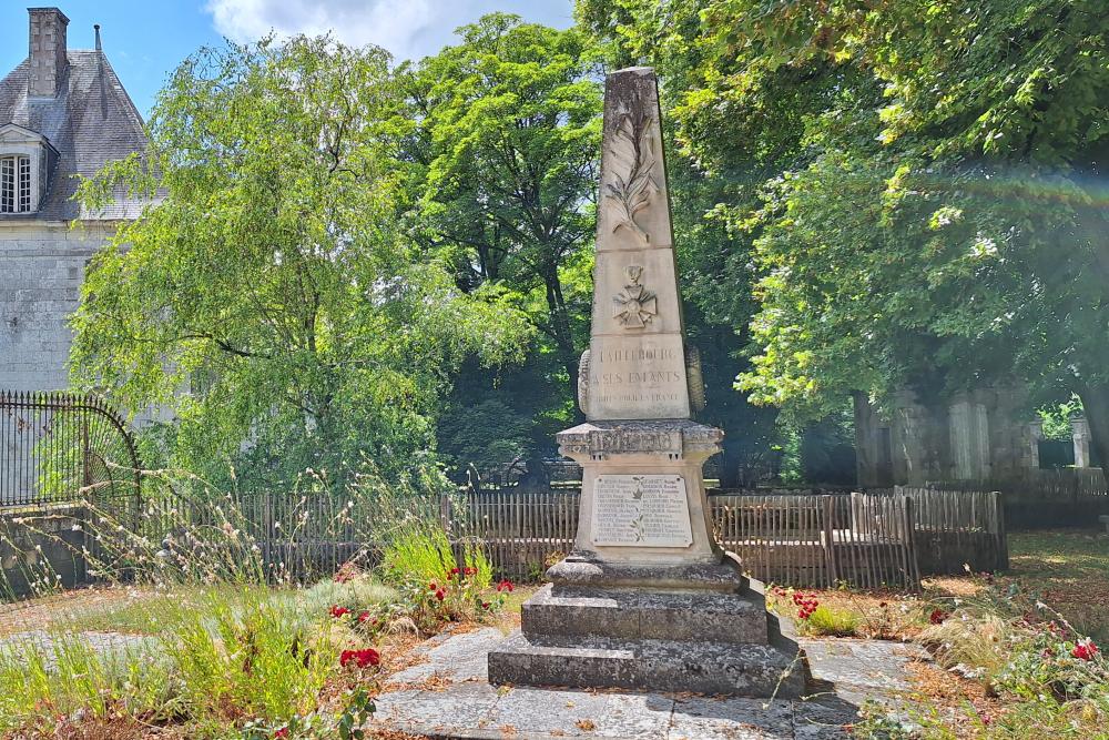 Oorlogsmonument Taillebourg #1